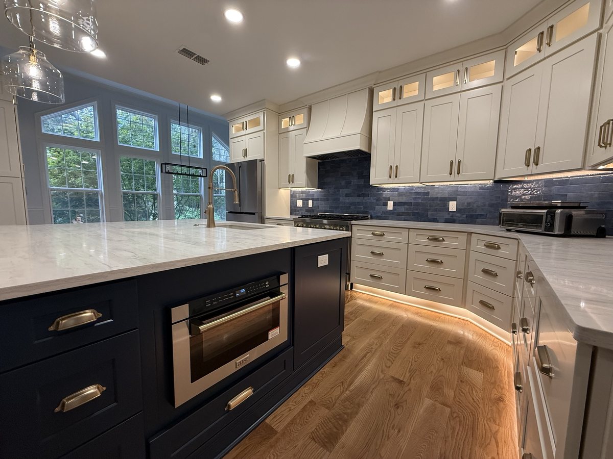 Kitchen & island after the JSR Construction remodel